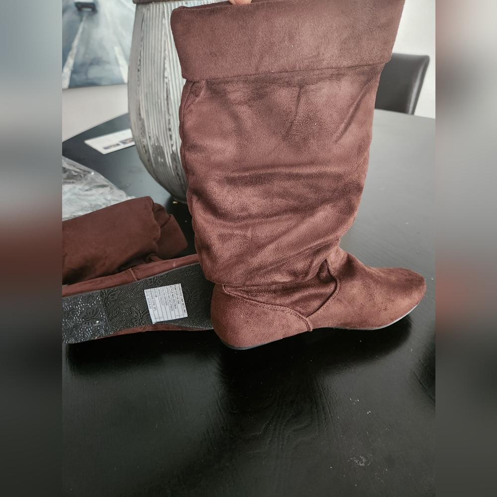 Forever Link microfiber boot(s) - NEW. Multiple sizes (kids and adult)